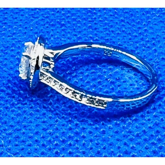 Ring Bomb Party Ring, NWOT, Size 6 Tag still attached - Picture 6 of 10